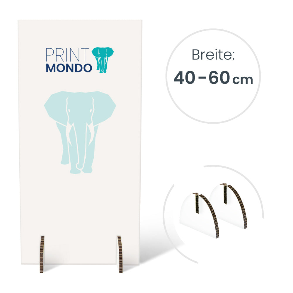 Frontansicht Pappdisplay mit Füßen und der Information das die Breiten 40 cm bis 60 cm verfügbar sind und eine Detailansicht von den Füßen auf die das Pappdisplay gesteckt wird, um Standsicher zu stehen. Hier mit Beispieldruck in weiss, türkis und blau mit dem Print Mondo Elefanten Logo.