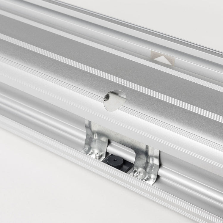 Nahaufnahme Roll Up Classic Premium Rückseite wo die Klappstange eingesteckt wird.