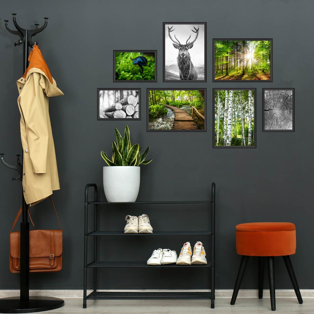 Poster-Set "Wald" Vorderseite bei Garderobe