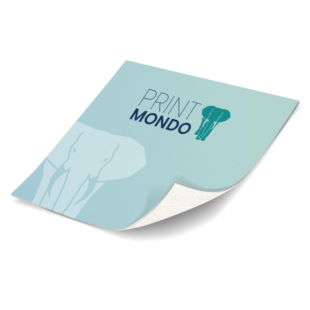 Leinwandmaterial Canvas ohne Rahmen. Rollenmaterial mit Ihrem Motiv bedruckt. Dekoration in Innenräumen. Hier ein Beispieldruck in mint, mit dem Print Mondo Logo und dem Elefanten um die Strucktur sichtbar zu machen. Der Hintergrund ist weiss.