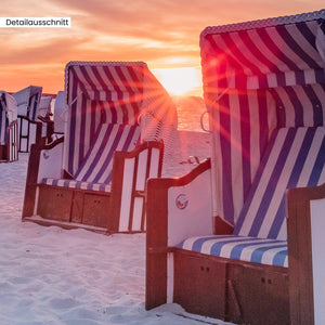 Detailbild Leinwandmotiv "Strandkörbe im Sonnenuntergang" 