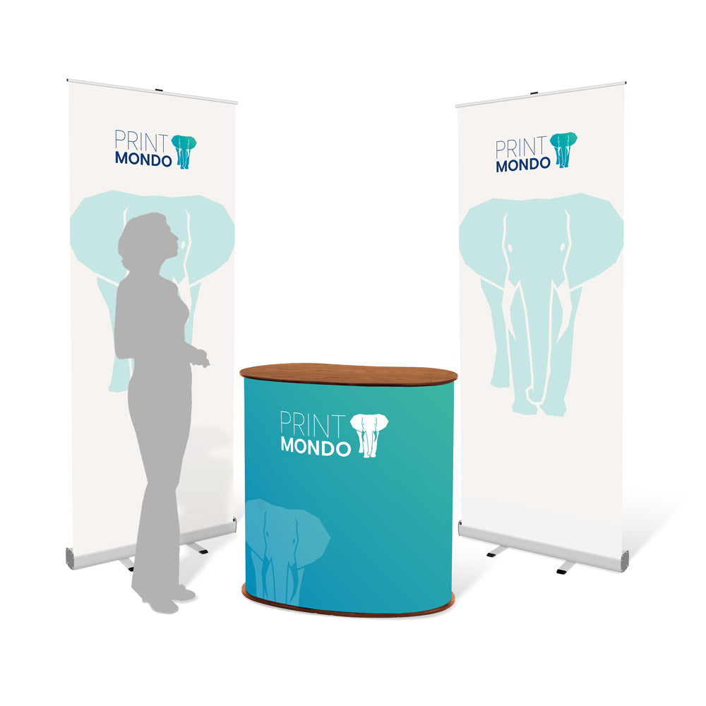 Komplett-Set Starter Medium bestehend aus 2 RollUp Bannern 85 cm und einer Promotiontheke mit Ihrem Wunschdruck. Hier mit einem Beispieldruck in weiss und türkis mit dem Print Mondo Elefanten Logo in blau.